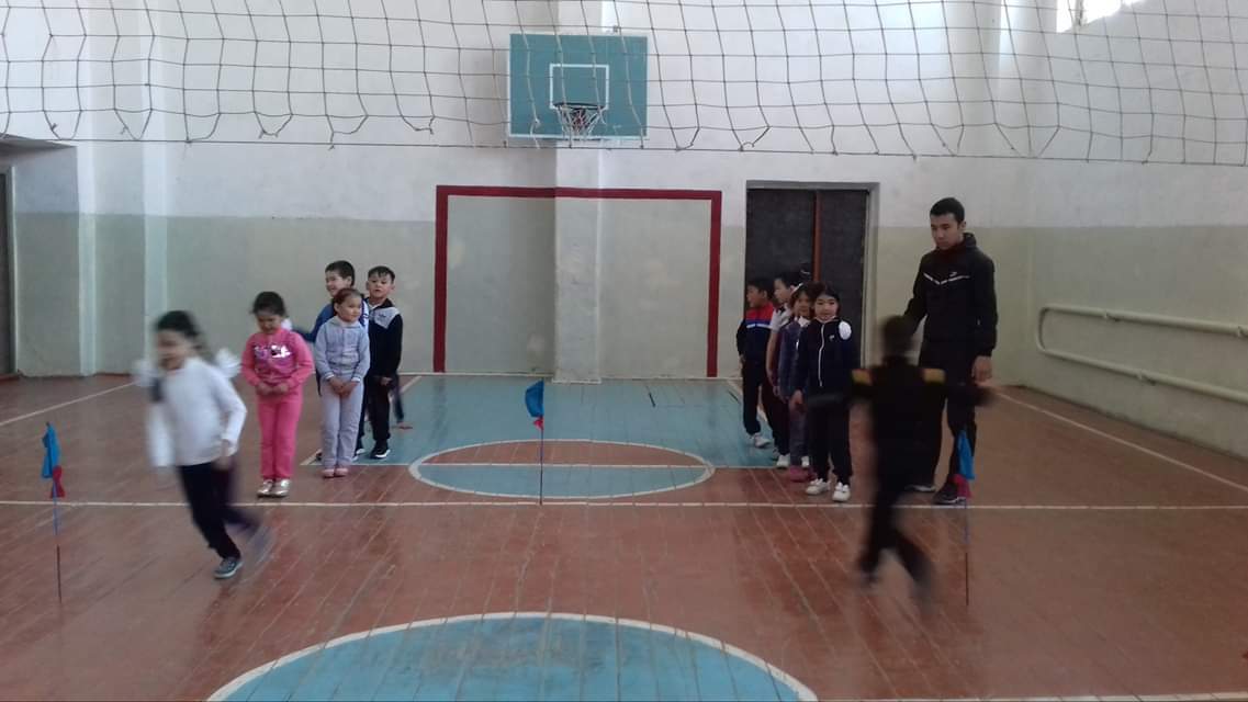 эстафеталық ойын