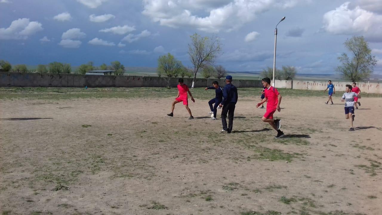 мектепішілік кіші футболдан жарыс