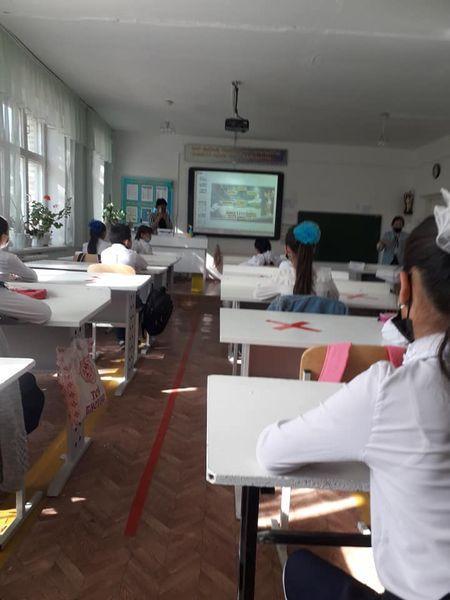 "АНА ТІЛДІ ҚҰРМЕТТЕ"